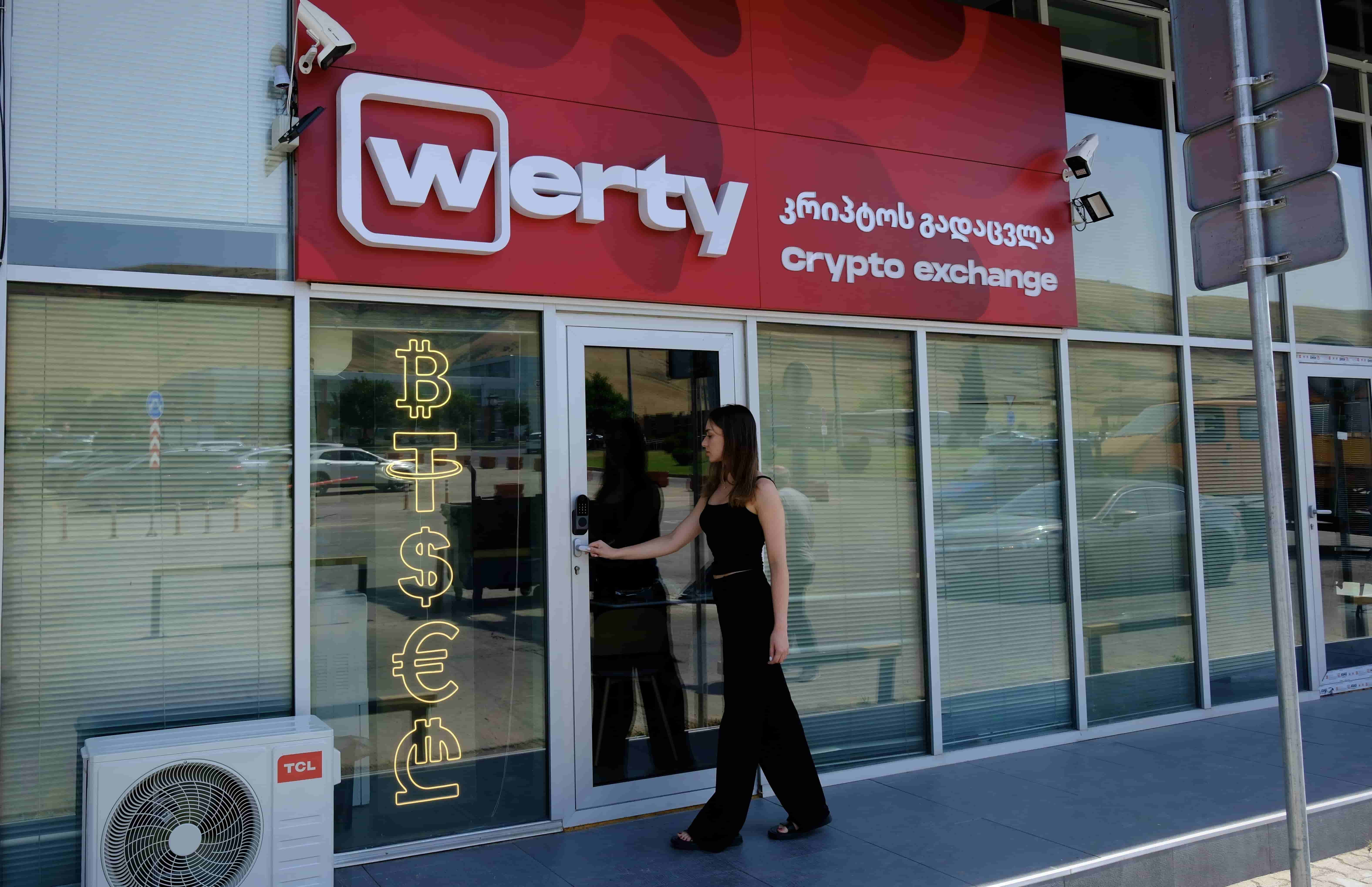 How to cash out crypto in Georgia - a guide for USDT and BTC to cash  exchange - werty